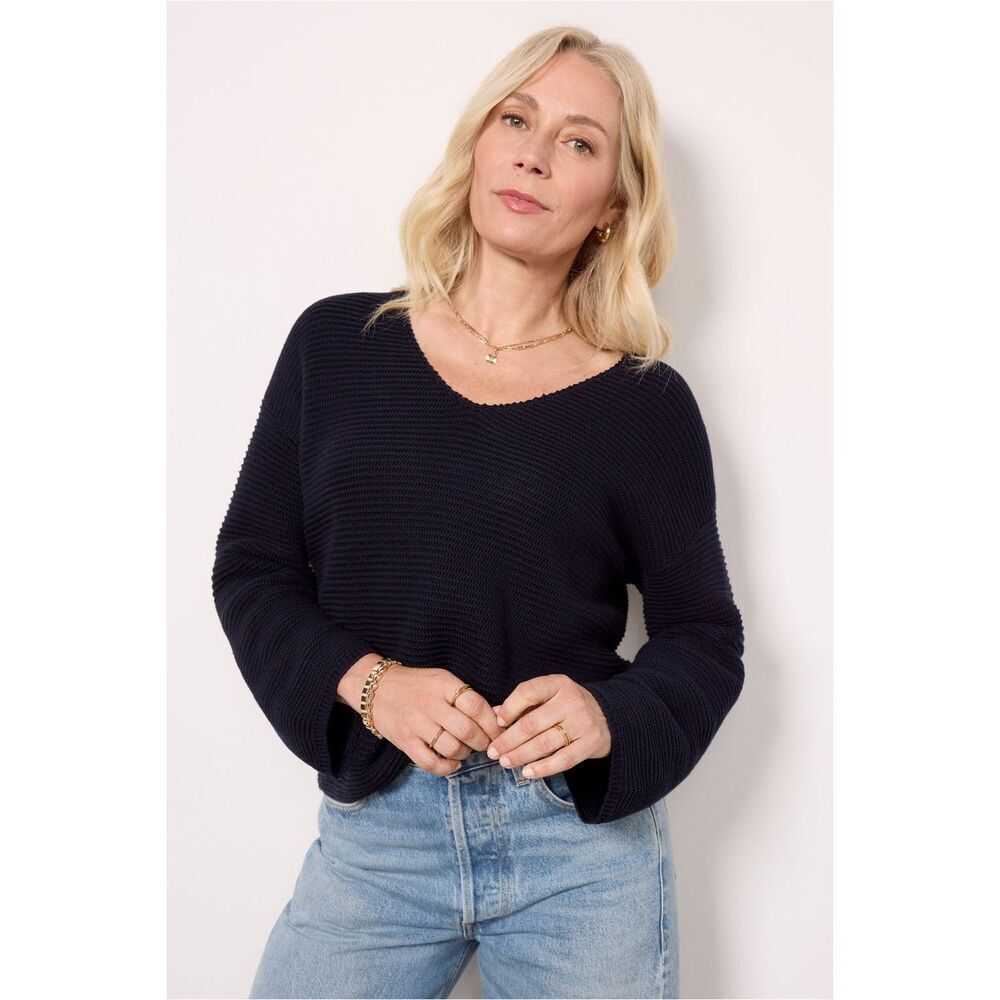 Evereve Sweater Vera Pullover V neck Navy Blue size‎ Medium